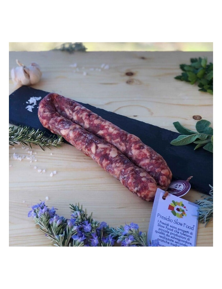 Sicilian dried sausage guarantees a typical flavor of the lands of the South so that your cutting boards are always tasty