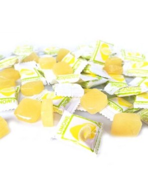 Le caramelle alla camomilla e limone Terranova hanno un gusto inconfondibile e un colore vivace.
