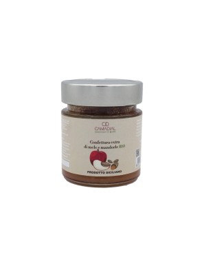 Homemade Sicilian jam with a tasty flavor with an unmistakable taste perfect for breakfast and during the day.