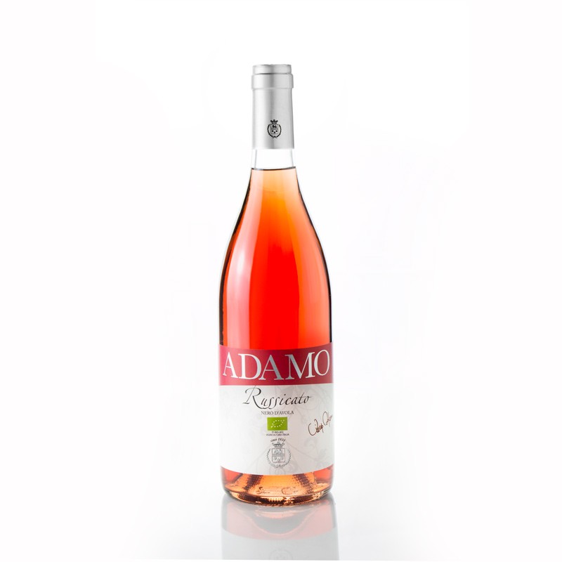 Rosato: Vino rosato siciliano biologico caratterizzato da un sapore fresco ed inebriante