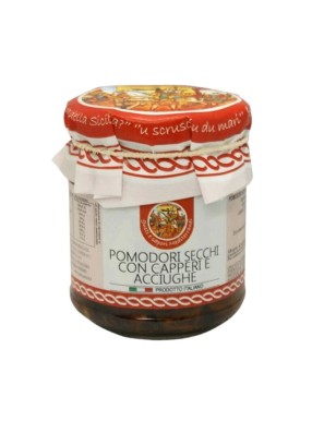 deliziosi e tradizionali pomodori secchi sott'olio con capperi ed acciughe siciliane: per un antipasto tipico